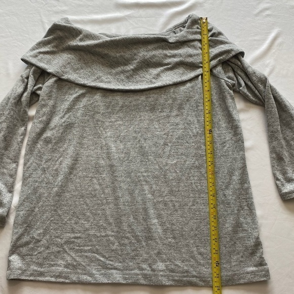 T by Talbots Pull Over Grey Cowl Neck Sweatshirt Sweater Size 1XP Petite - Picture 10 of 11